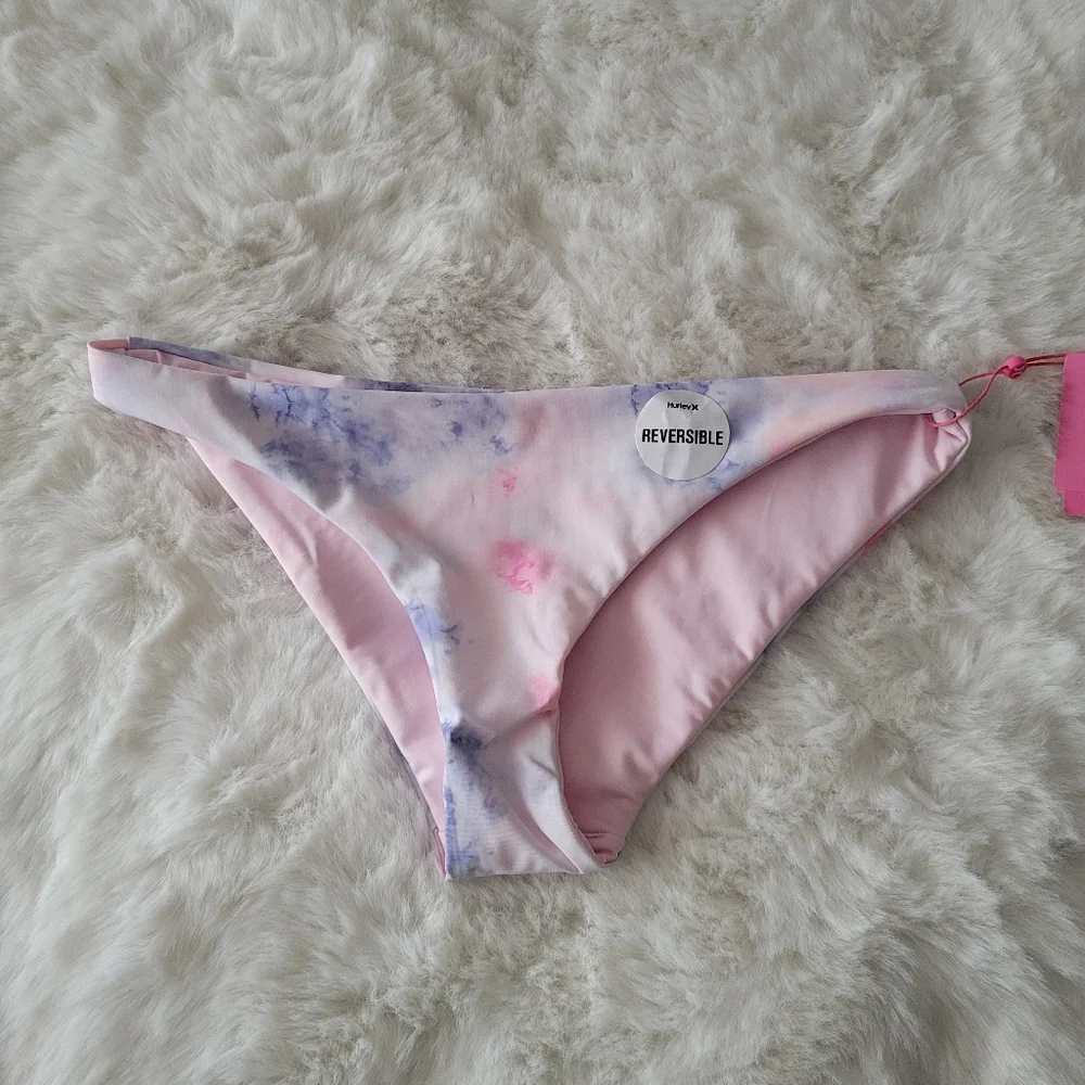 🐳HURLEY HELLO KITTY ADJUSTABLE SURF TOP AND REVERSIBLE BOTTOM SIZE S